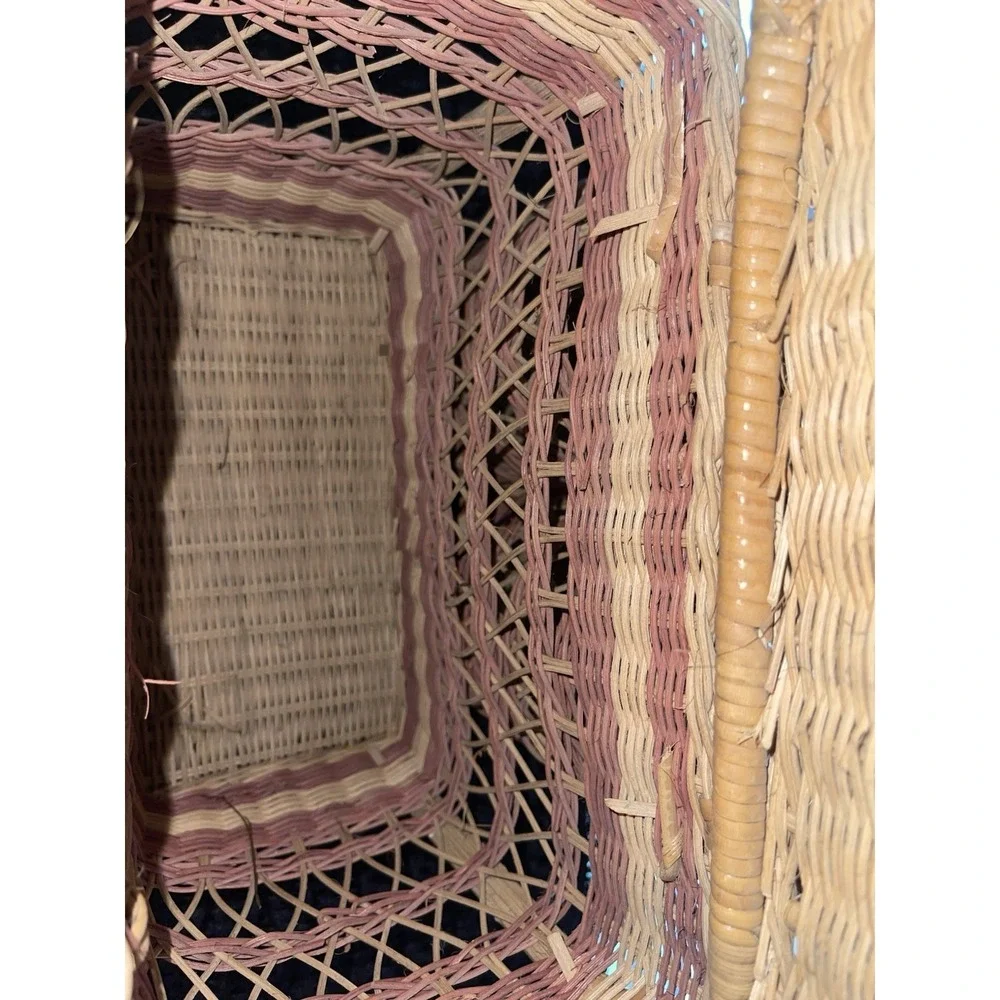 Vintage MCM Wicker Woven Picnic‎ Basket 2 Wine Bottle Holder Handle & Lid W/Red